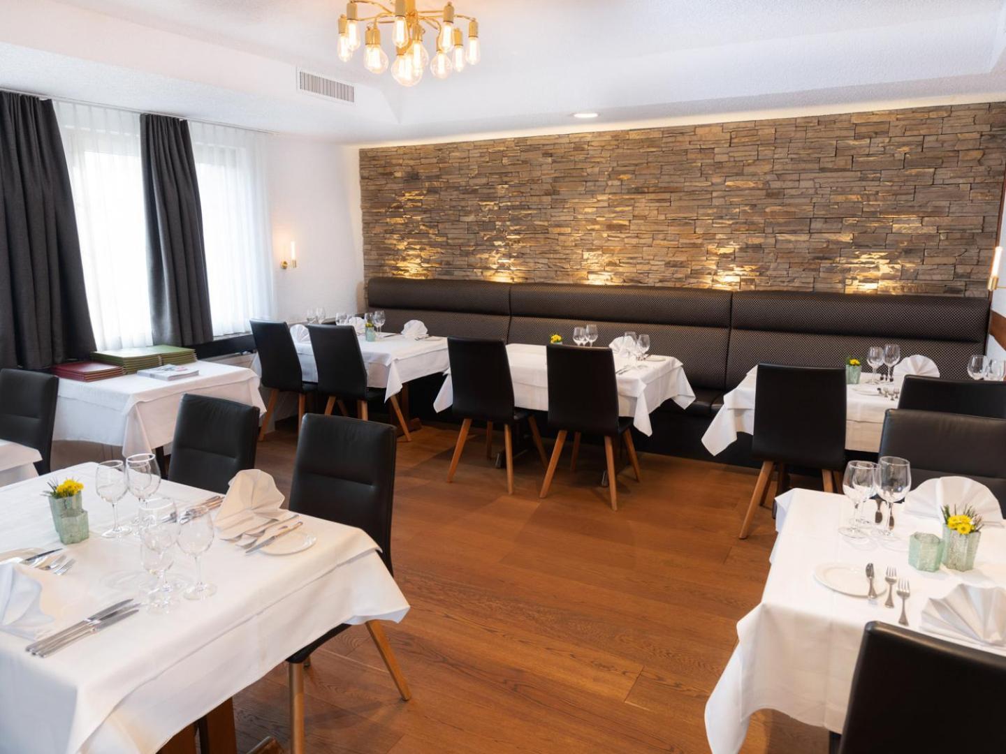 Hotel Restaurant Kreuz *
